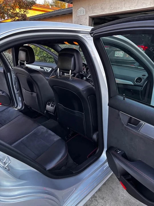 2014 Mercedes-Benz W204 C-Class - Image 10 of 14