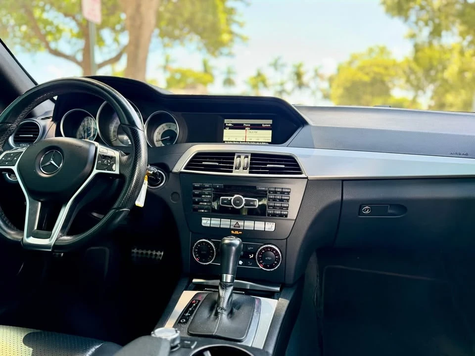2014 Mercedes-Benz W204 C-Class - Image 9 of 12