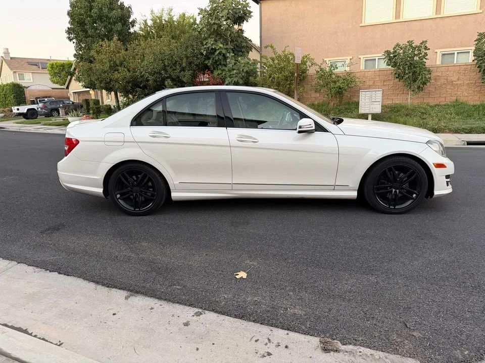 2014 Mercedes-Benz W204 C-Class - Image 4 of 11