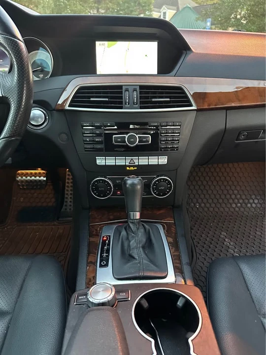 2014 Mercedes-Benz W204 C-Class - Image 9 of 14
