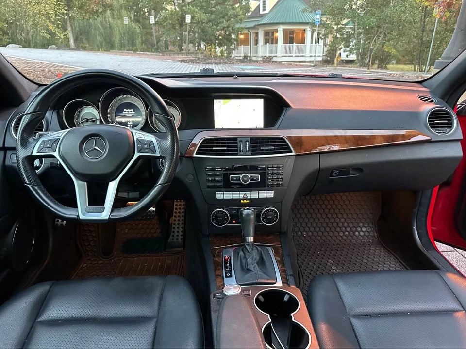 2014 Mercedes-Benz W204 C-Class - Image 8 of 14