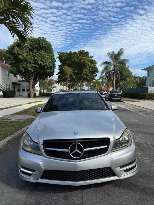 2014 Mercedes-Benz W204 C-Class - Image 2 of 10