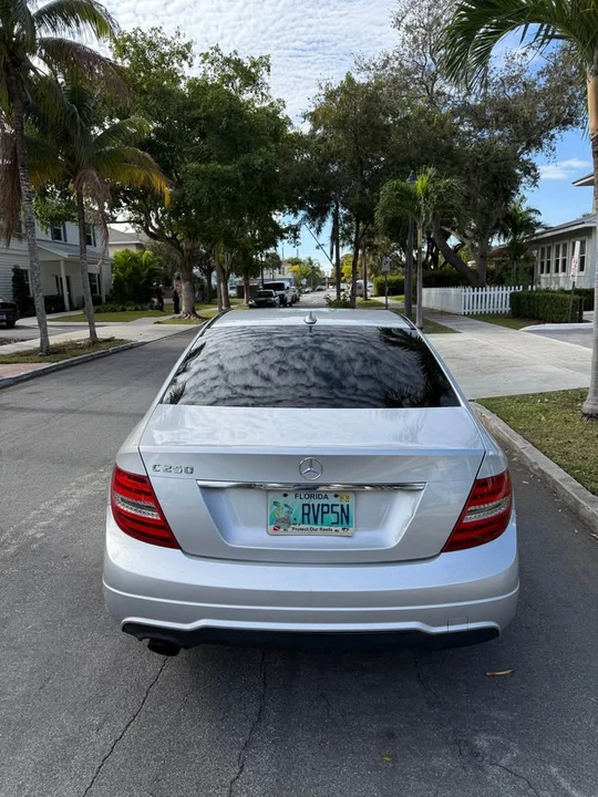 2014 Mercedes-Benz W204 C-Class - Image 5 of 10