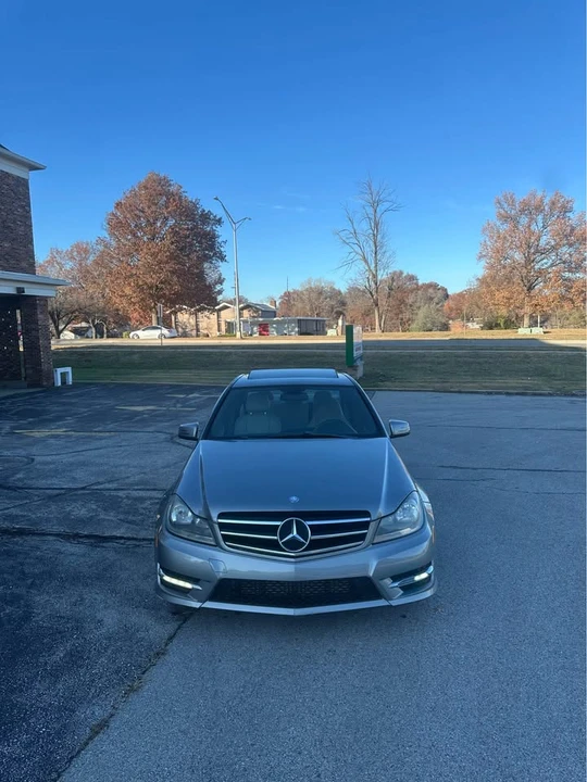 2014 Mercedes-Benz W204 C-Class - Image 2 of 14