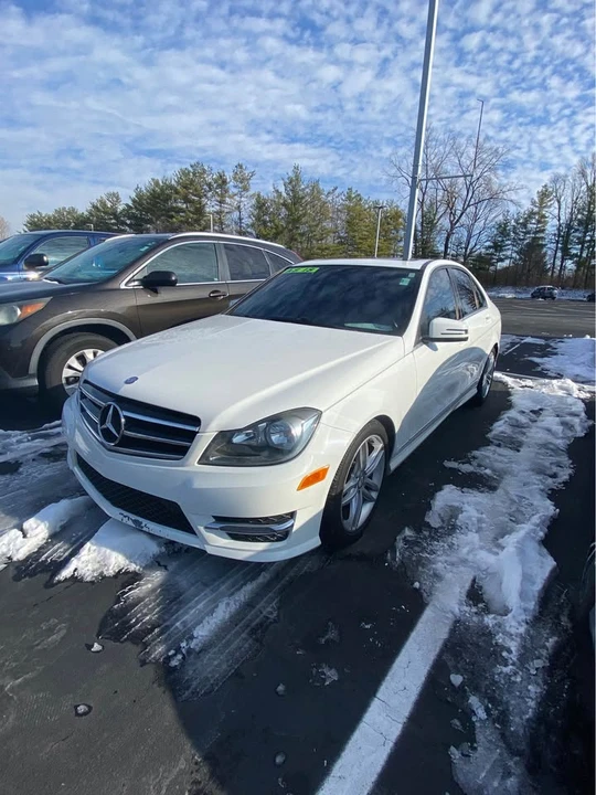 2014 Mercedes-Benz W204 C-Class - Image 2 of 8