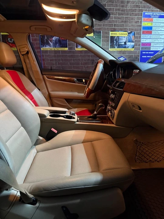 2014 Mercedes-Benz W204 C-Class - Image 7 of 17