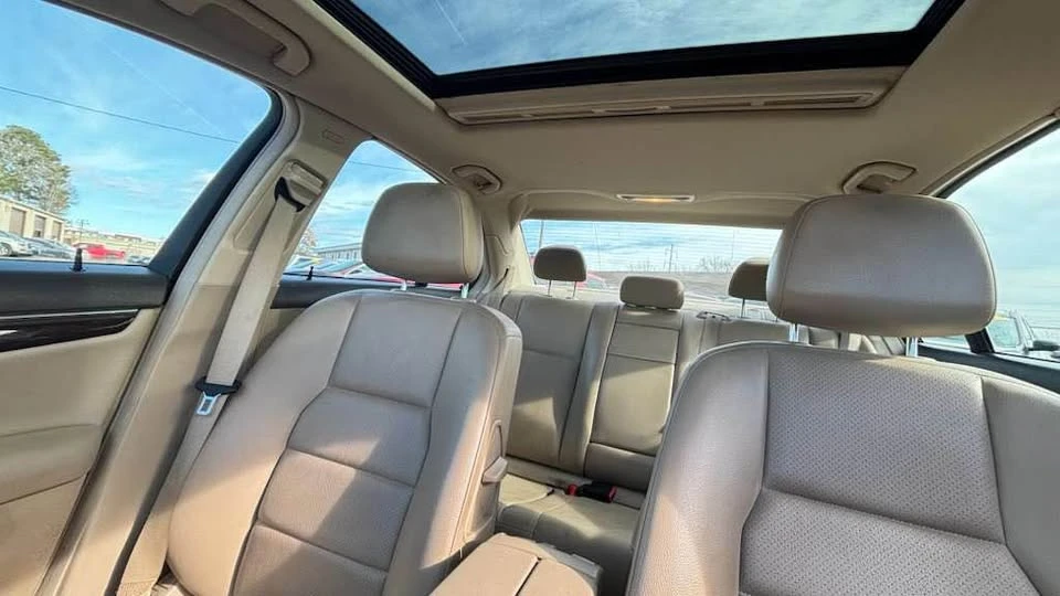 2014 Mercedes-Benz W204 C-Class - Image 19 of 20
