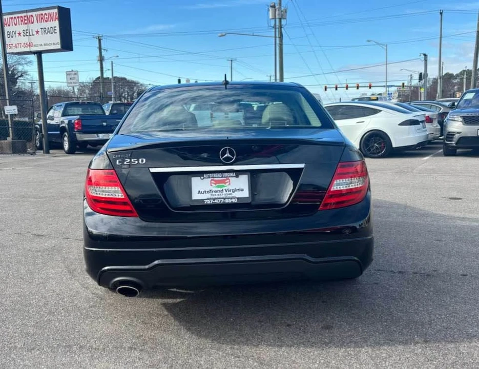 2014 Mercedes-Benz W204 C-Class - Image 8 of 20