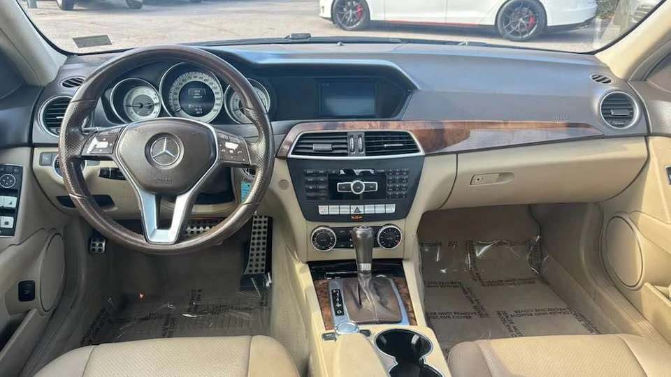2014 Mercedes-Benz W204 C-Class - Image 14 of 20