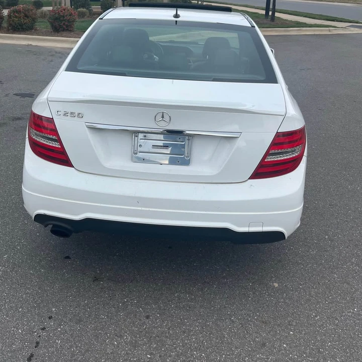 2014 Mercedes-Benz W204 C-Class - Image 5 of 17