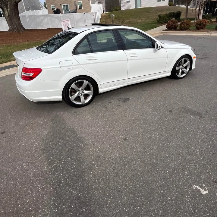 2014 Mercedes-Benz W204 C-Class - Image 4 of 17