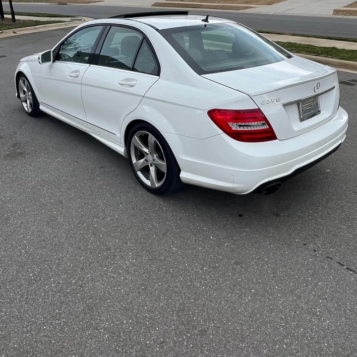 2014 Mercedes-Benz W204 C-Class - Image 6 of 17