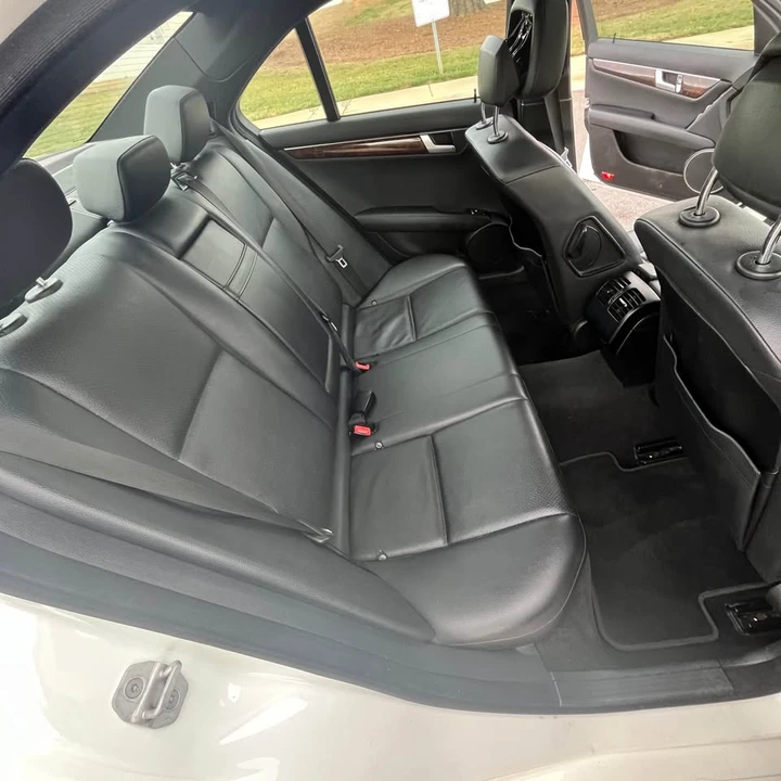 2014 Mercedes-Benz W204 C-Class - Image 11 of 17