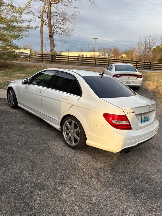 2014 Mercedes-Benz W204 C-Class - Image 3 of 12