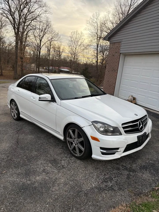 2014 Mercedes-Benz W204 C-Class - Image 4 of 12