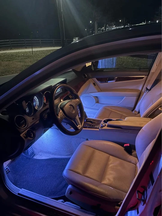2014 Mercedes-Benz W204 C-Class - Image 8 of 12