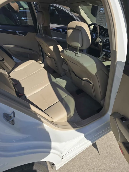 2014 Mercedes-Benz W204 C-Class - Image 11 of 14