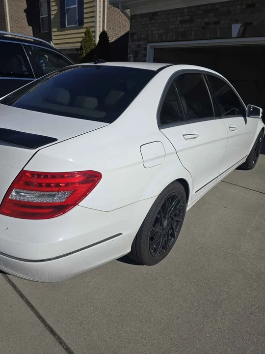 2014 Mercedes-Benz W204 C-Class - Image 6 of 14