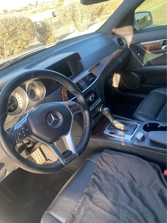 2014 Mercedes-Benz W204 C-Class - Image 8 of 12