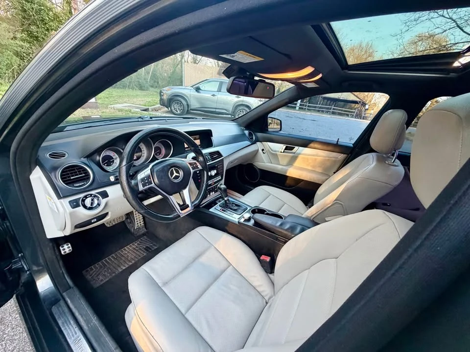 2014 Mercedes-Benz W204 C-Class - Image 12 of 19