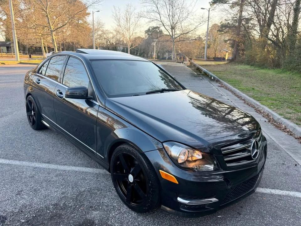2014 Mercedes-Benz W204 C-Class - Image 8 of 19