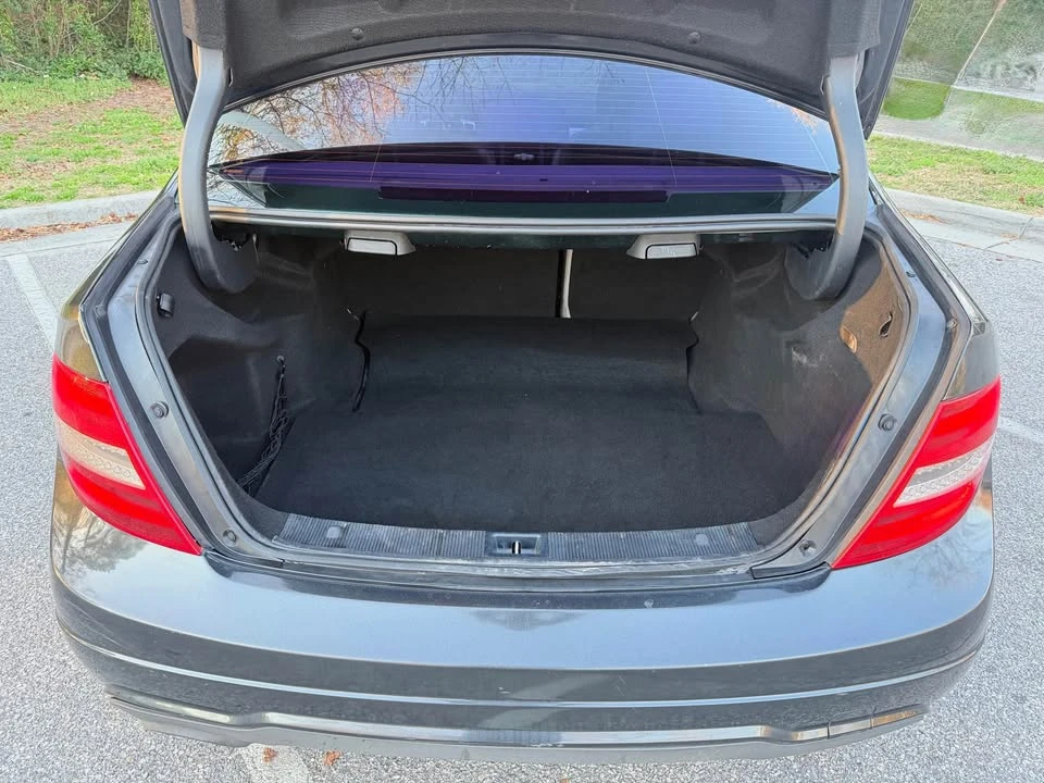 2014 Mercedes-Benz W204 C-Class - Image 11 of 19