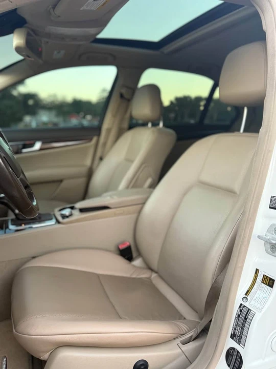 2014 Mercedes-Benz W204 C-Class - Image 11 of 20