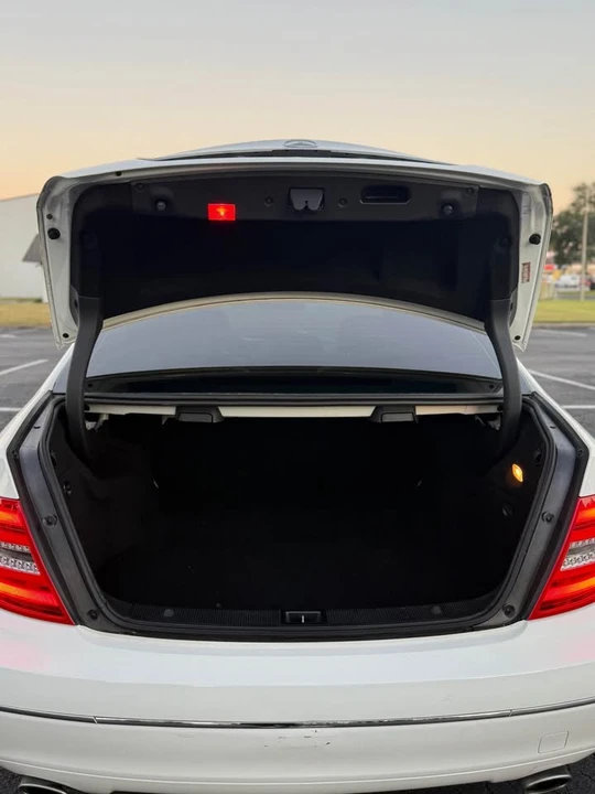 2014 Mercedes-Benz W204 C-Class - Image 20 of 20