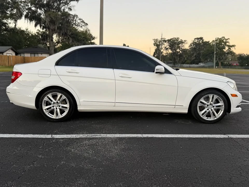 2014 Mercedes-Benz W204 C-Class - Image 10 of 20
