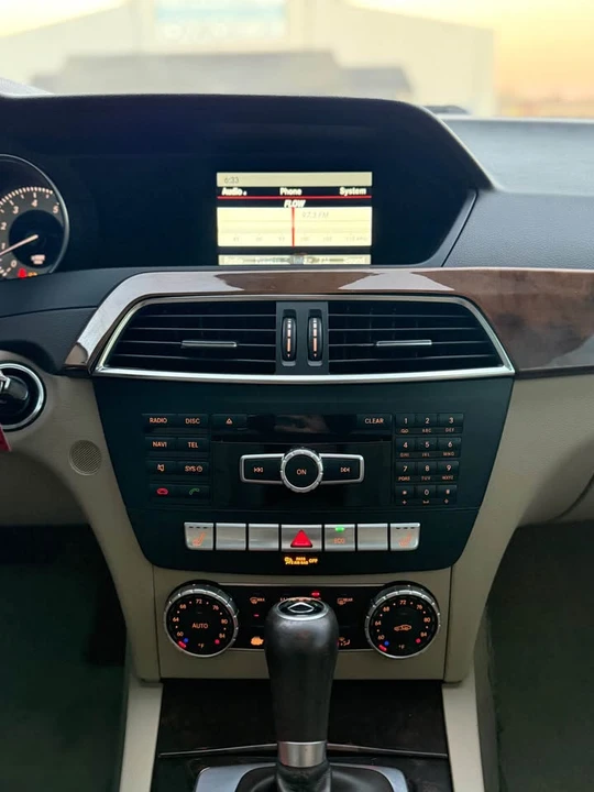 2014 Mercedes-Benz W204 C-Class - Image 18 of 20