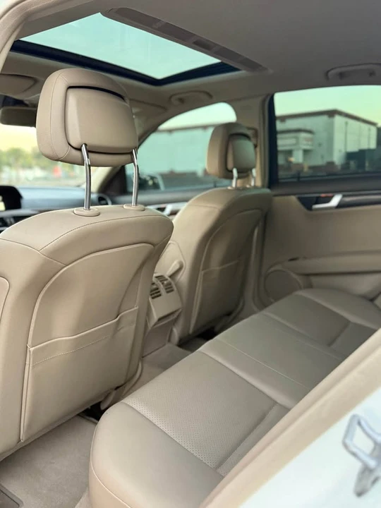 2014 Mercedes-Benz W204 C-Class - Image 14 of 20