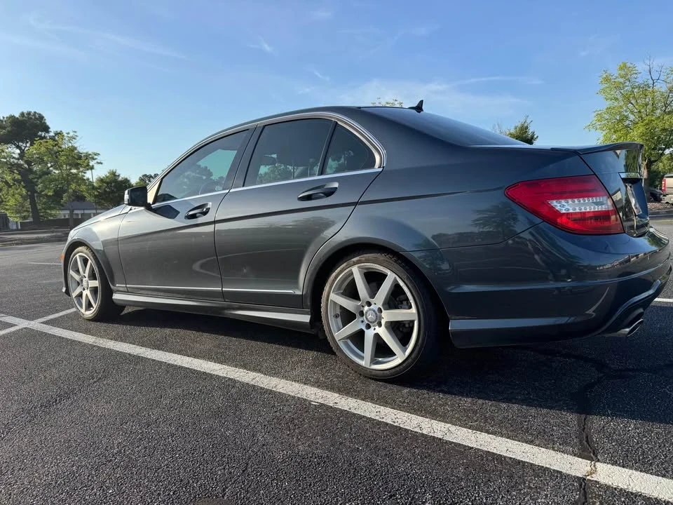 2014 Mercedes-Benz W204 C-Class - Image 2 of 8
