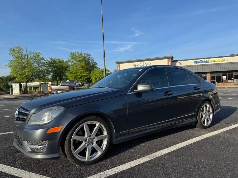 2014 Mercedes-Benz W204 C-Class - Image 6 of 8