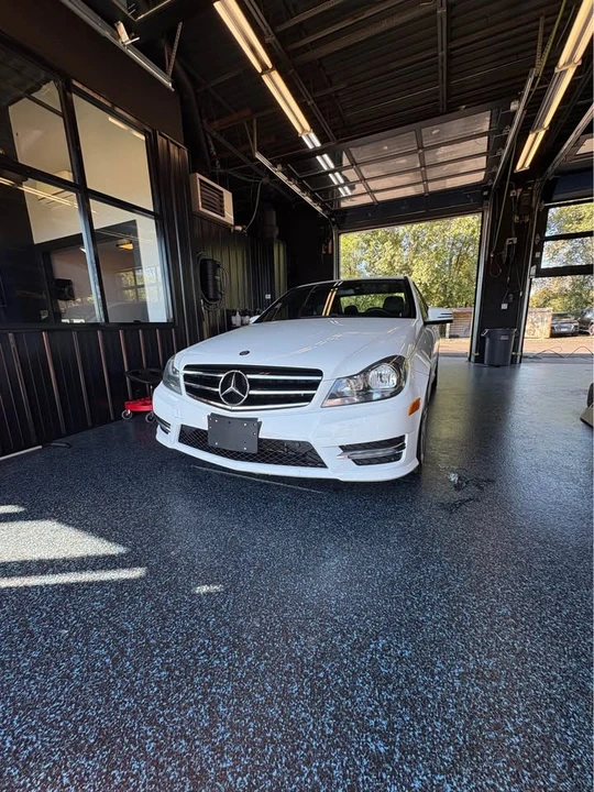 2014 Mercedes-Benz W204 C-Class - Image 2 of 9