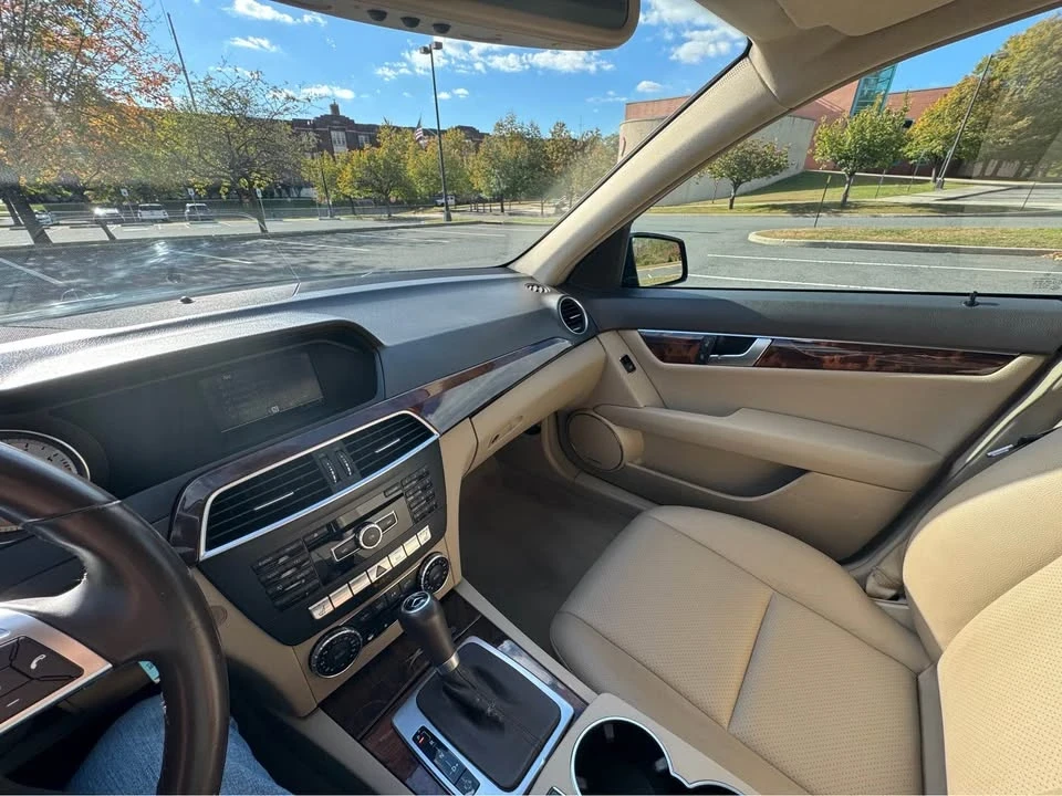 2014 Mercedes-Benz W204 C-Class - Image 8 of 15