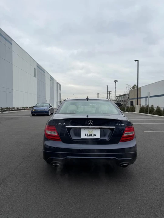 2014 Mercedes-Benz W204 C-Class - Image 8 of 14