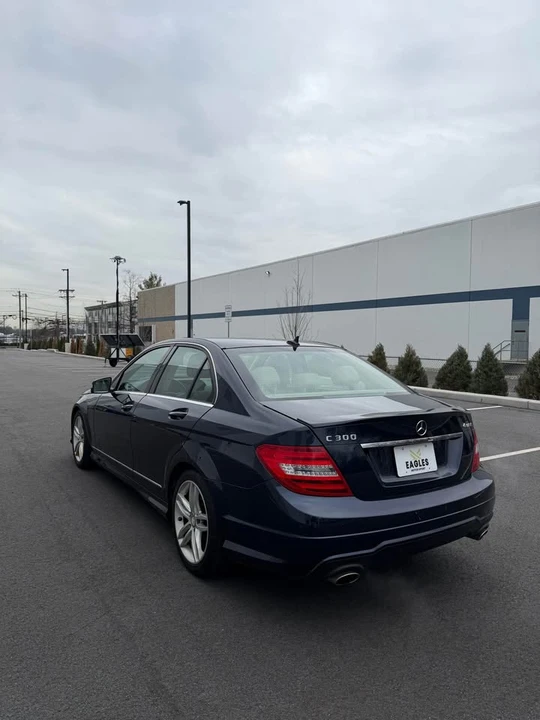 2014 Mercedes-Benz W204 C-Class - Image 7 of 14