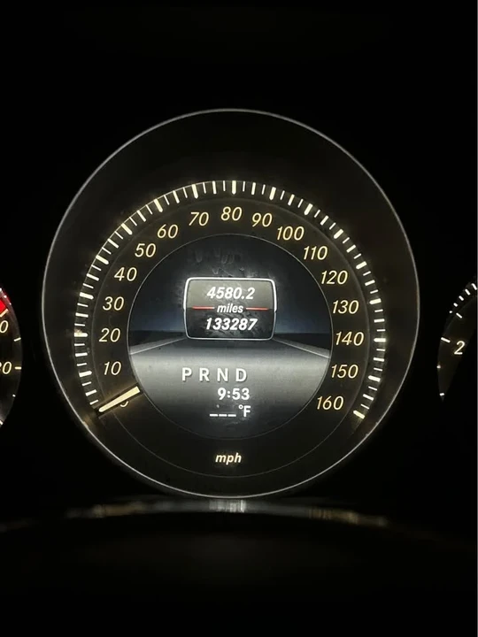 2014 Mercedes-Benz W204 C-Class - Image 3 of 3