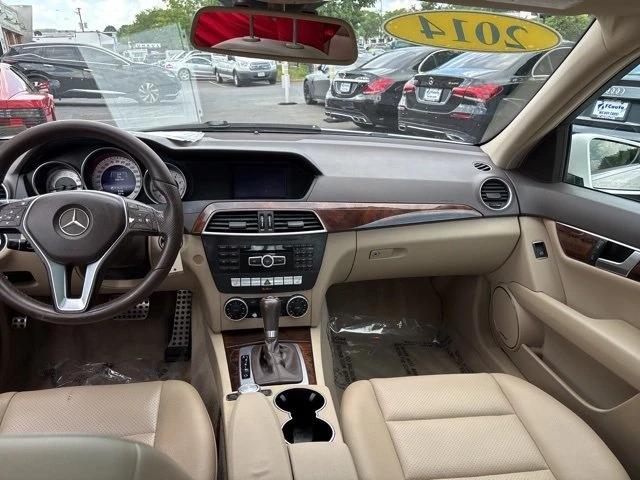 2014 Mercedes-Benz W204 C-Class - Image 16 of 20
