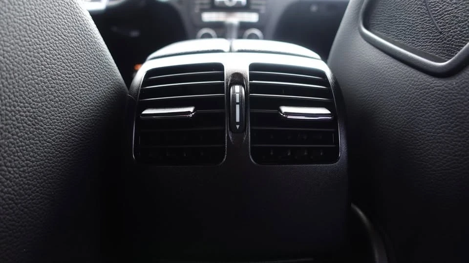 2014 Mercedes-Benz W204 C-Class - Image 8 of 10