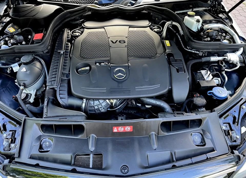 2014 Mercedes-Benz W204 C-Class - Image 17 of 19