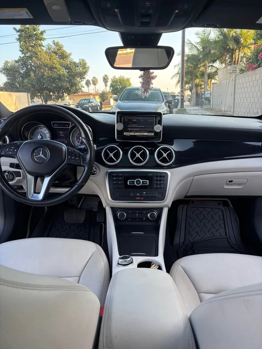 2014 Mercedes-Benz C117 CLA - Image 6 of 11