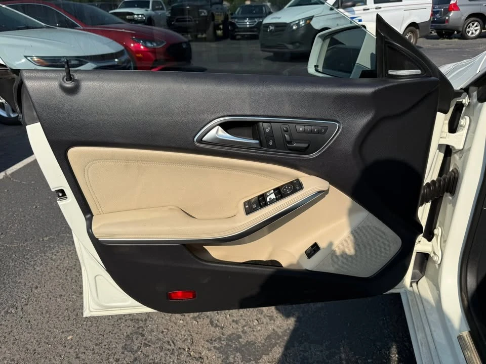 2014 Mercedes-Benz C117 CLA - Image 9 of 20