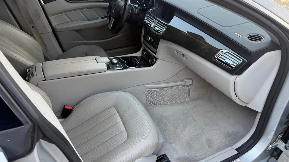 2012 Mercedes-Benz C218 CLS-Class - Image 6 of 8
