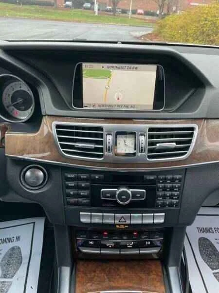 2014 Mercedes-Benz W212 E-Class - Image 10 of 11