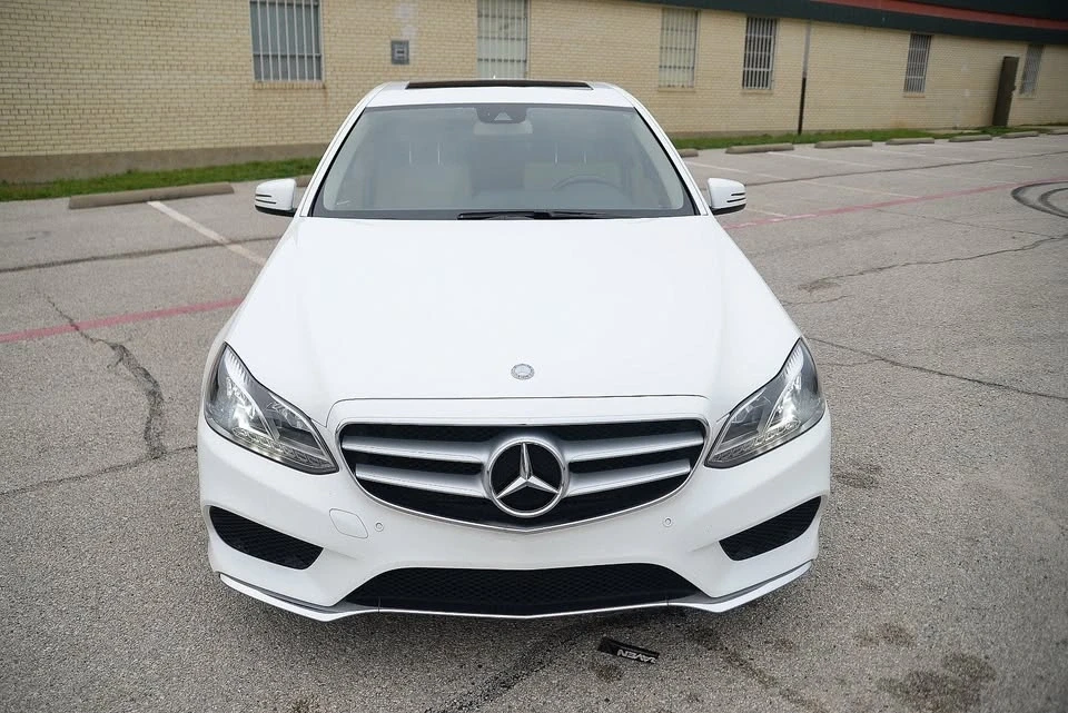 2014 Mercedes-Benz W212 E-Class - Image 2 of 20