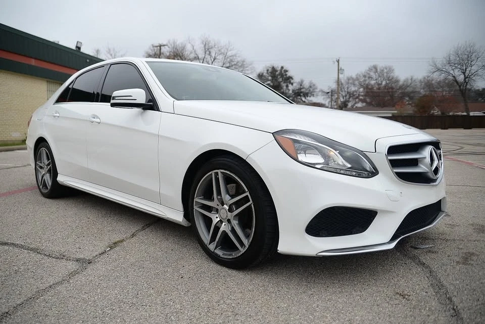 2014 Mercedes-Benz W212 E-Class - Image 9 of 20