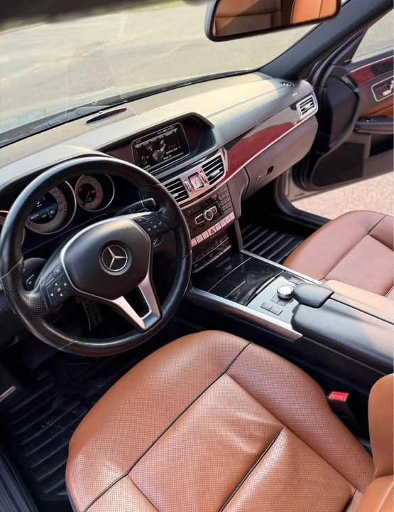 2014 Mercedes-Benz W212 E-Class - Image 11 of 12