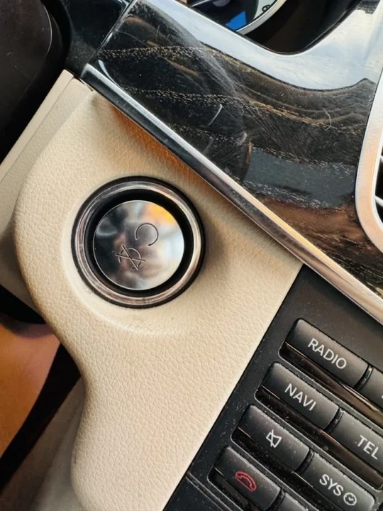 2014 Mercedes-Benz W212 E-Class - Image 10 of 19