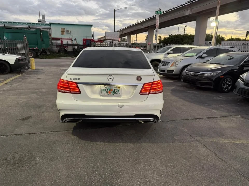 2014 Mercedes-Benz W212 E-Class - Image 8 of 10